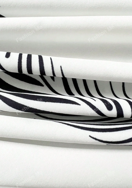 Tropical Leaf Print black & white